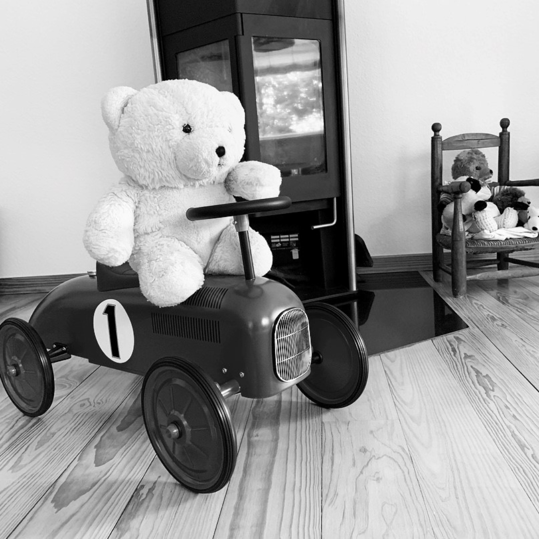 Classic Vintage Race Car Ride-On Vehicle, Black